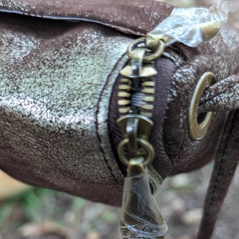 HOBO Fern Brown Metallic crossbody bag (New) - Picture 13 of 13